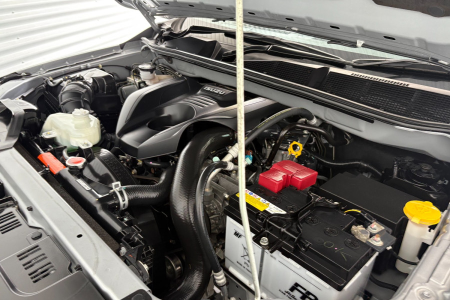 2021 MY22 Isuzu D-MAX RG SX High Ride Cab Chassis Image 16