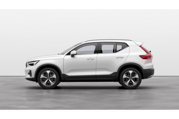 2025 Volvo XC40 XZ Ultra B4 Bright SUV Image 2
