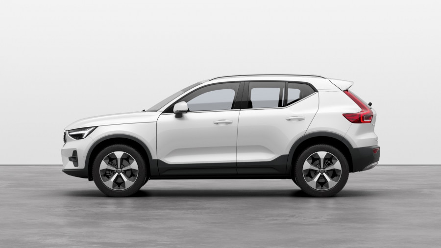 2026 MY25 Volvo XC40 XZ Ultra B4 Bright SUV Image 2