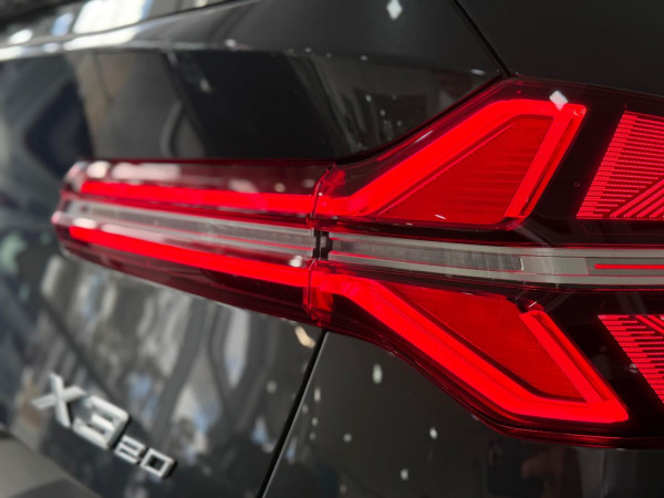 2025 [THIS VEHICLE IS SOLD] image 5