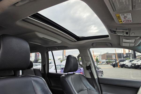 2012 Toyota LandCruiser Prado KDJ150R Kakadu SUV Image 24