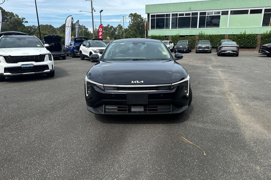 2025 Kia K4 CL4m S Sedan Image 17