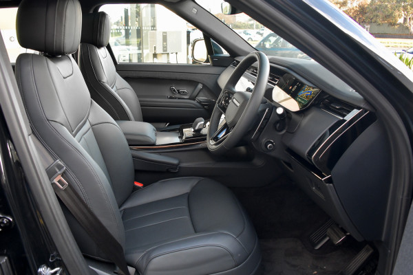 2025 Land Rover Range Rover Sport L461 D300 Dynamic SE SUV image 5