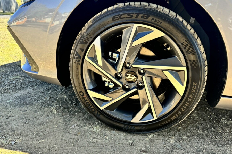2024 Hyundai i30 CN7.V2 Premium Sedan Image 9