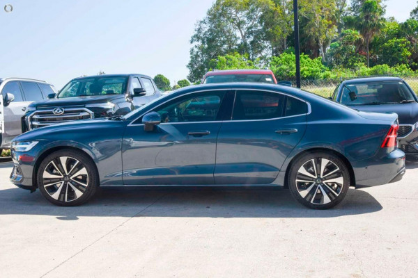 2024 MY25 Volvo S60  Ultra B5 Bright Sedan Image 4