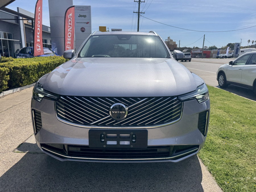 2025 MY26 Volvo XC90 L Series Plus B5 Bright SUV Image 2