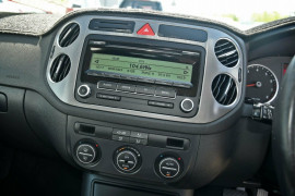 2009 Volkswagen Tiguan 5N MY09 125TSI 4MOTION Suv