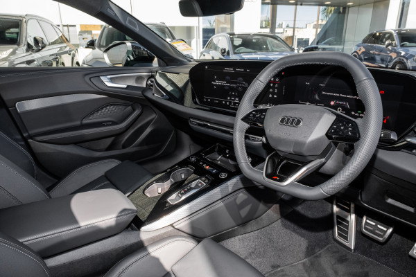 2025 Audi A5 B10 TFSI 200kW S line Sedan image 7