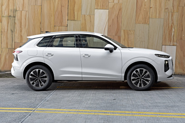 2026 Audi Q3 FJ TFSI 110kW SUV image 3