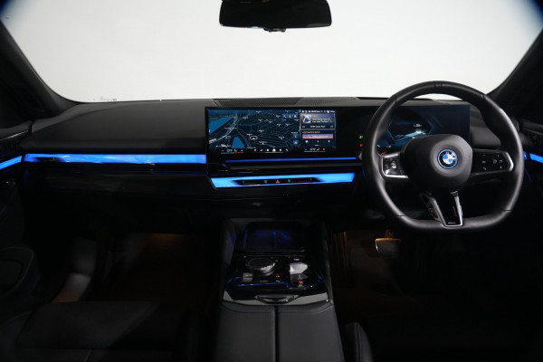 2025 BMW i5 eDrive40 M Sport Sedan image 14