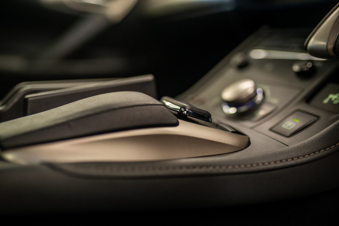 2016 Lexus Ct Hatch Image 35