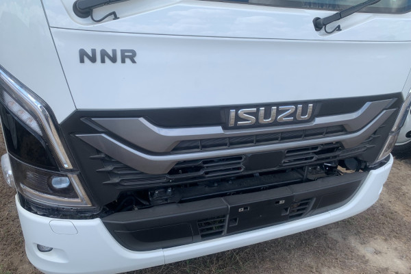 2026 Isuzu  NNR 45-150 DT C34 Cab Chassis Image 5