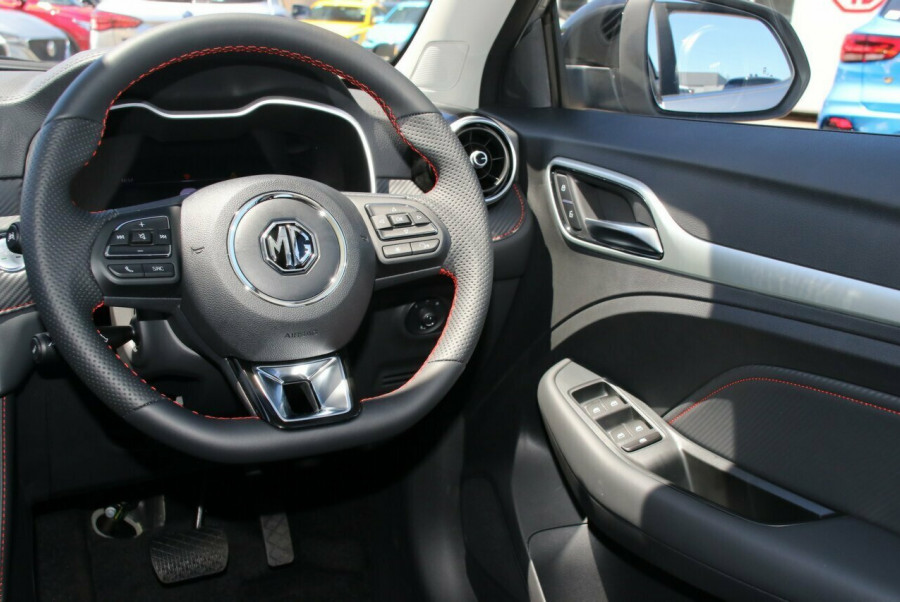 2024 MG ZST S13 Essence SUV Image 7