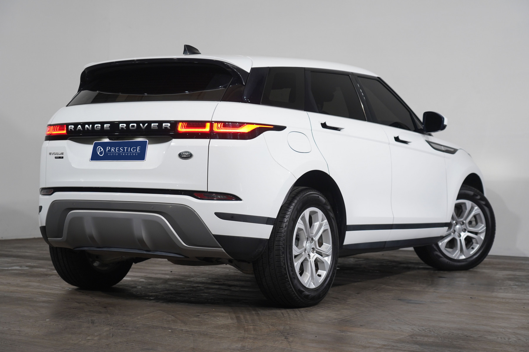 2019 Land Rover Range Rover Evoque Evoque P200 S (147kw) SUV Image 7