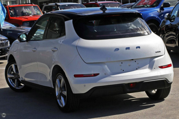 2025 GWM Ora ES11 Standard Range Hatch