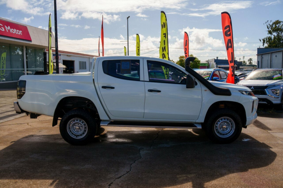 2019 MY20 Mitsubishi Triton MR GLX Cab Chassis Image 4