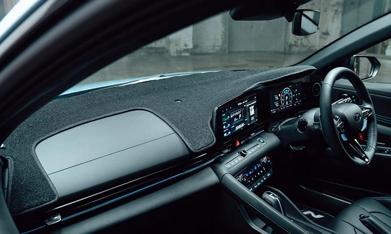 Dash mat