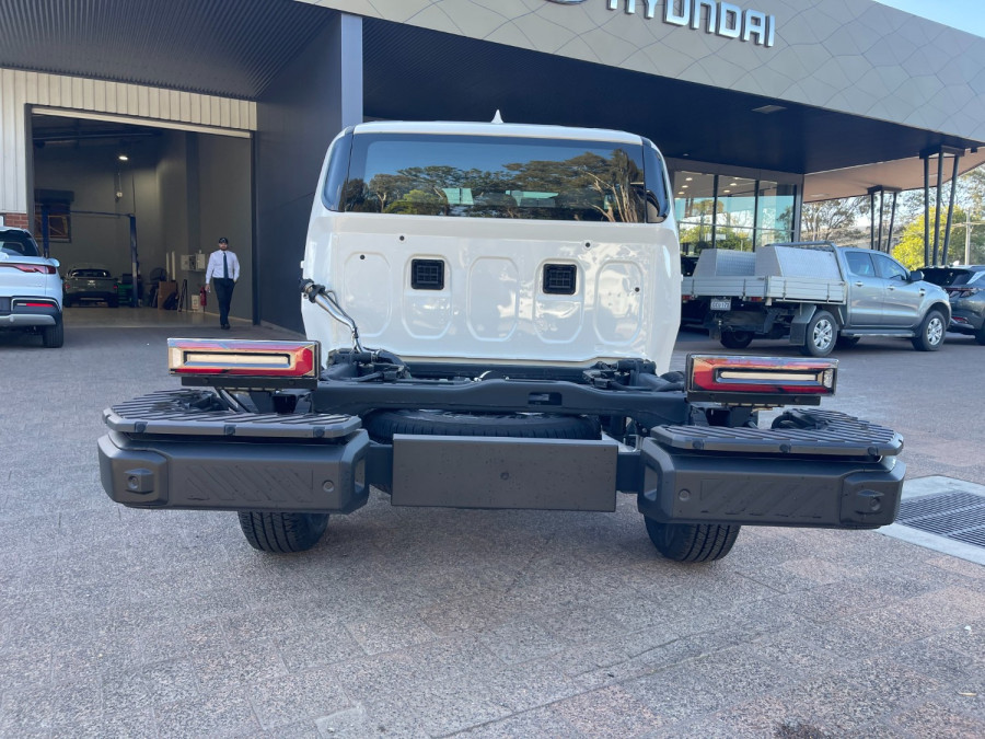 2025 MY26 Kia Tasman TK SX Cab Chassis Image 15