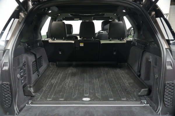2021 Land Rover Discovery Series 5 P360 R-Dynamic HSE SUV Image 39