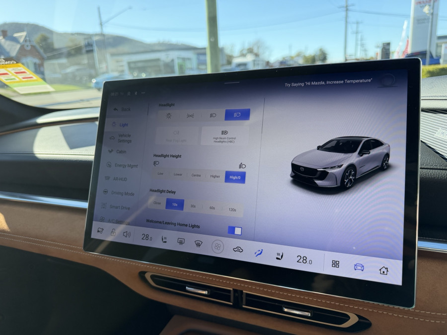 2026 Mazda 6e  E35 Atenza Hatch Image 24