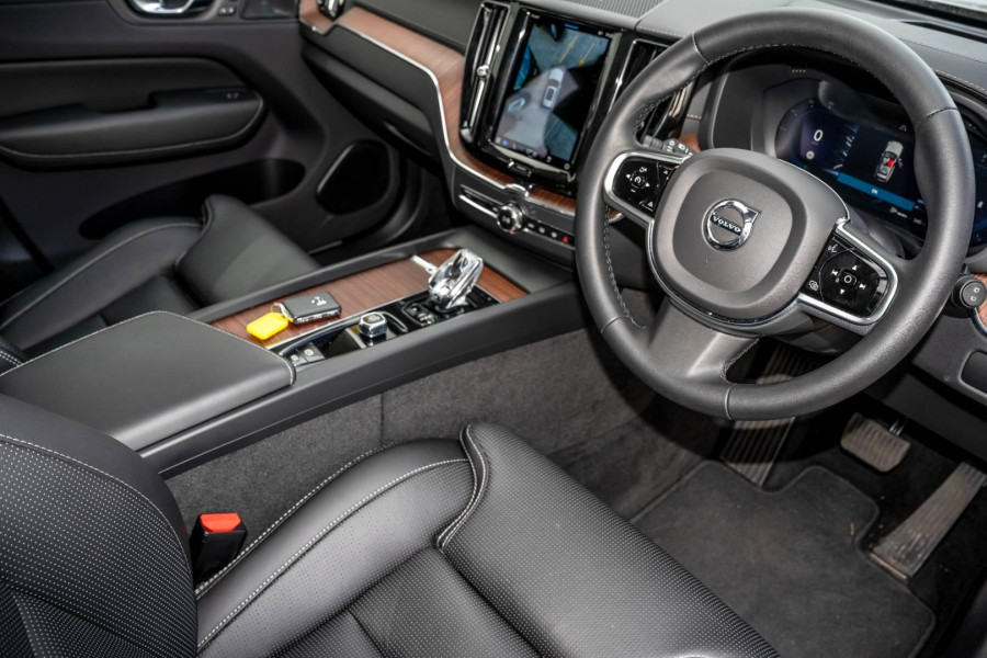 2023 Volvo XC60 UZ Ultimate B6 Dark SUV Image 6