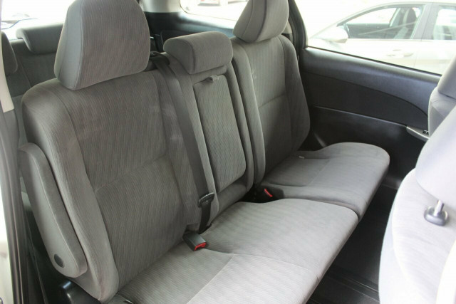 2015 MY13 Toyota Tarago ACR50R MY13 GLi Wagon Mobile Image 24