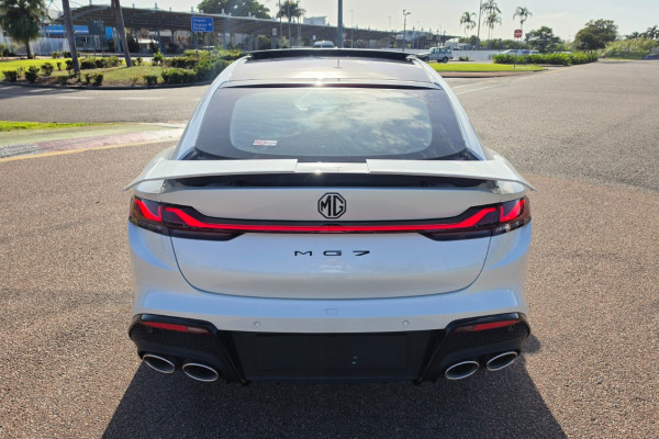 2025 MG MG7  Essence Sedan Image 12