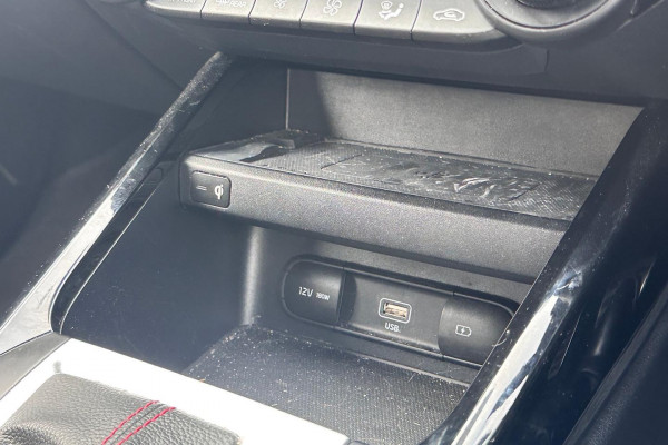 2022 Kia Cerato BD GT Hatch Image 31