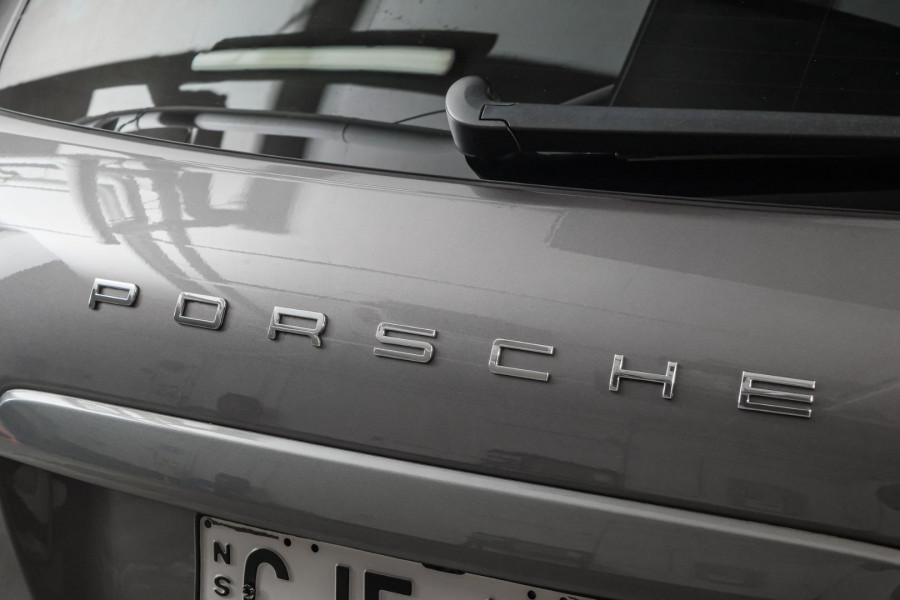 2012 MY13 Porsche Cayenne 92A SUV