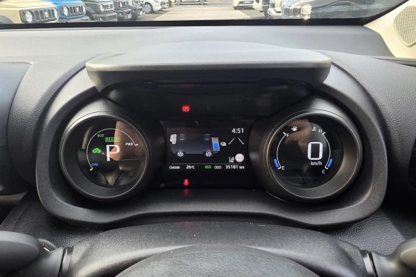 2023 Toyota Yaris Cross MXPB10R GX SUV Image 19