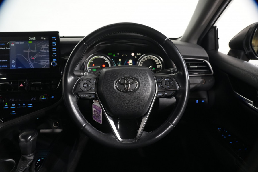 2021 Toyota Camry SX Hybrid Sedan Image 15