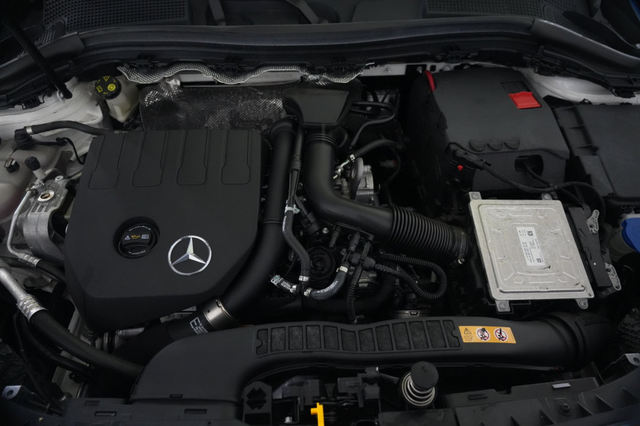 2021 Mercedes-Benz B180 Hatch