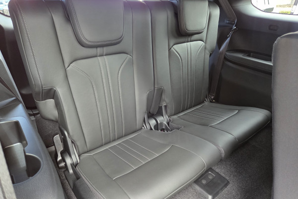 2026 Isuzu MU-X RJ LS-T SUV Image 11
