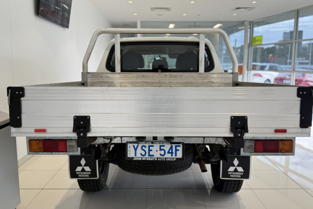 2019 Mitsubishi Triton MR GLX ADAS Cab Chassis Image 6