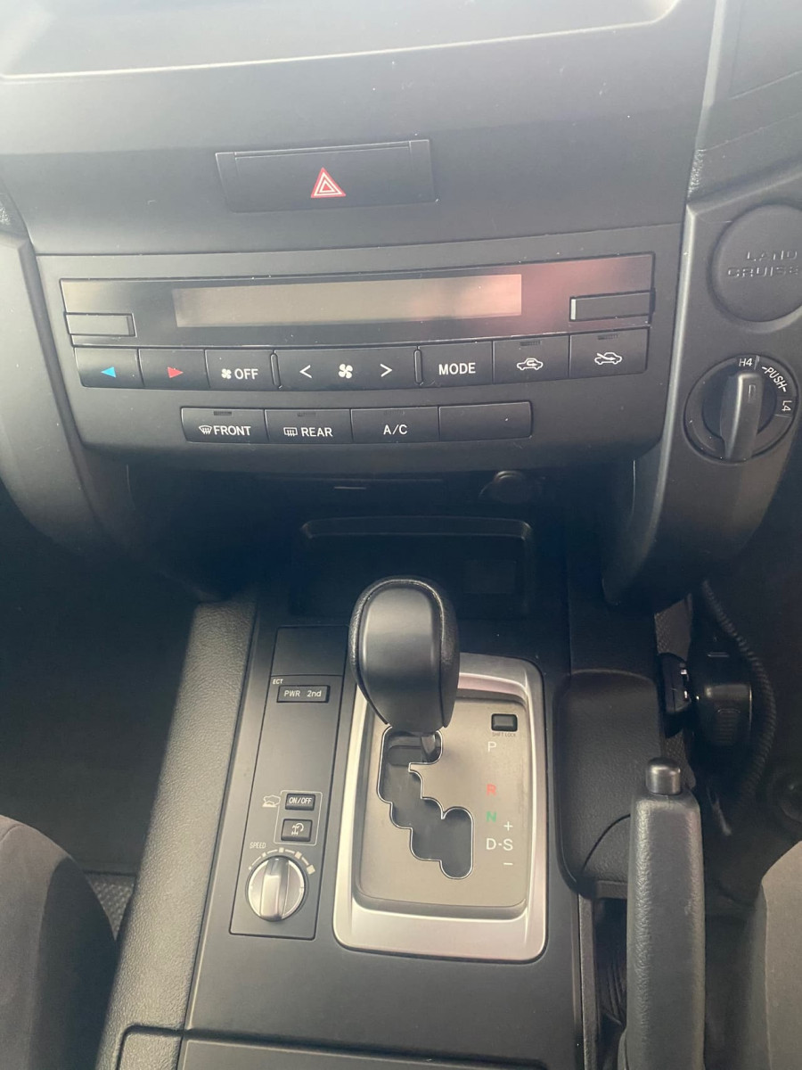 2019 Toyota Landcruiser VDJ200R GX Suv Image 20