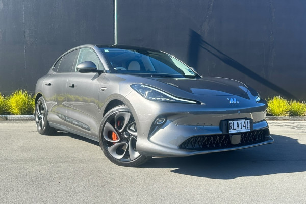 2025 MG IM6 S12L Performance SUV Image 1