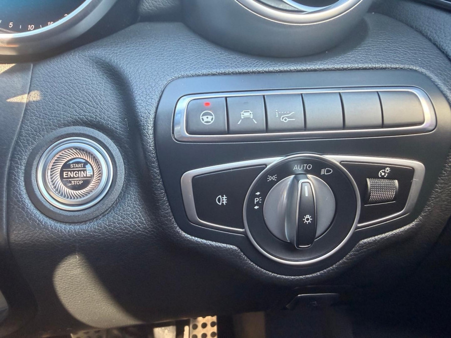2018 Mercedes-Benz C-Class W205 C300 Sedan Image 21
