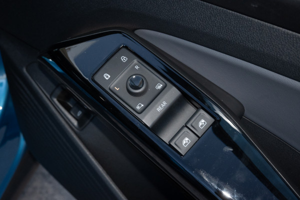 2025 Volkswagen ID. 5 E2 Pro SUV image 10