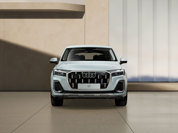 2025 MY26 Audi Q7 4M TFSI 185kW SUV image 2