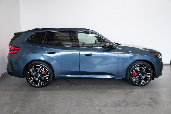 2025 BMW X3 G45 M50 xDrive SUV image 3