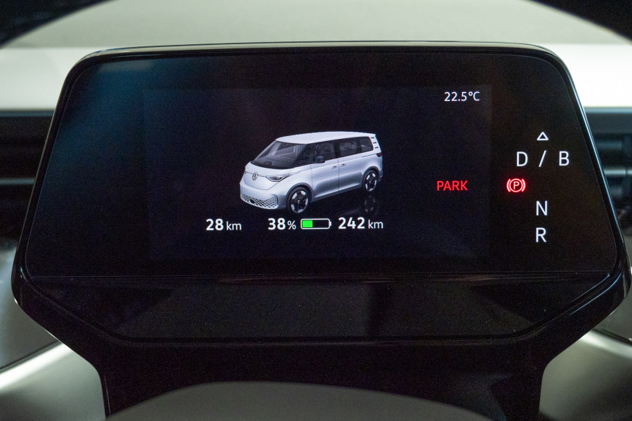 2024 MY25 Volkswagen ID. Buzz EB Pro BEV560 People Mover Image 10