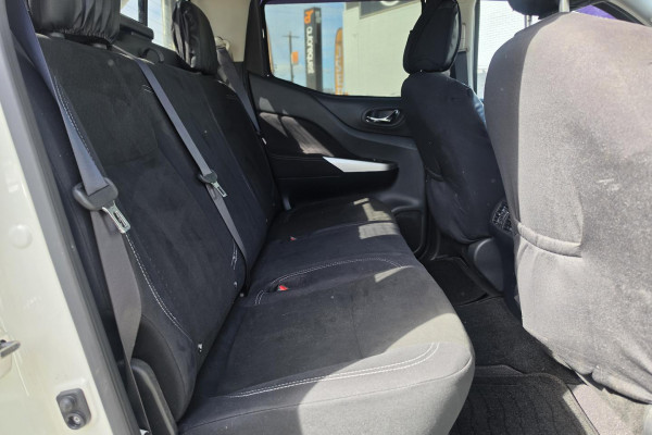 2018 Nissan Navara D23 Series 3 ST-X King Cab Pickup Image 16