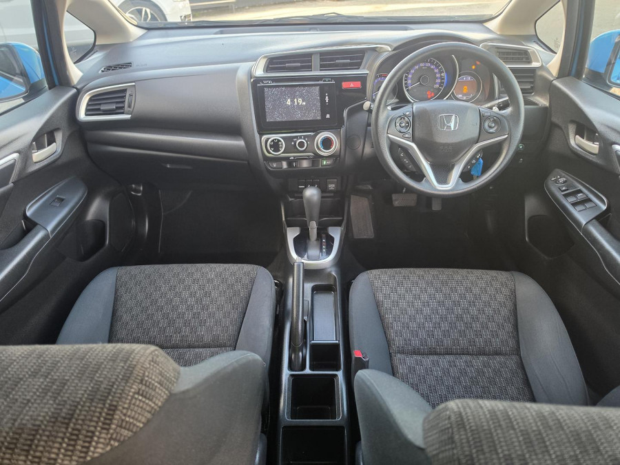 2015 Honda Jazz GF VTi Hatch Image 17