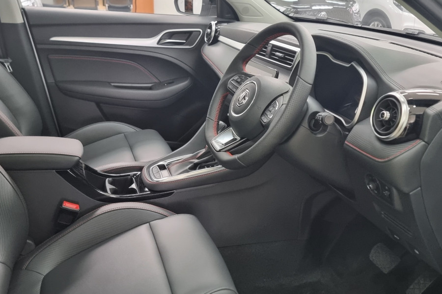 2024 MG ZST S13 Essence SUV Image 7