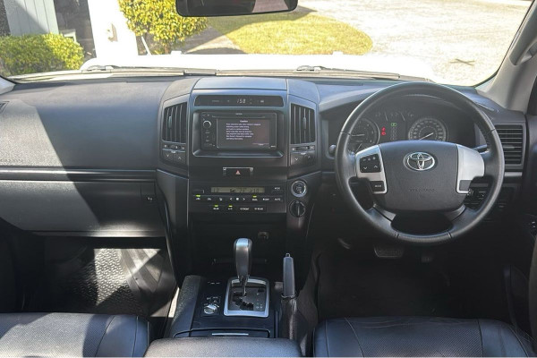 2012 MY13 Toyota LandCruiser VDJ200R GXL SUV Image 13