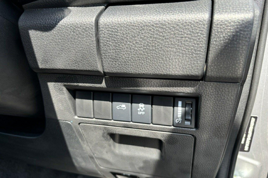 2024 Isuzu D-MAX RG X-TERRAIN Ute Image 20