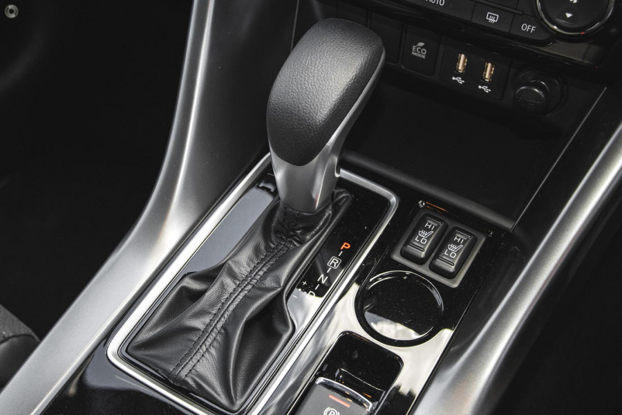 2024 Mitsubishi Eclipse Cross YB Black Edition SUV Image 14
