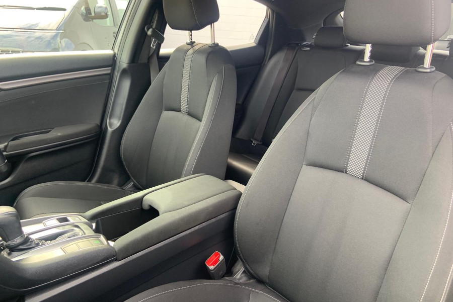 2020 Honda Civic 10th Gen VTi-S Hatch Image 16