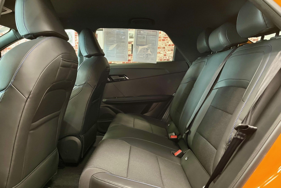 2023 MG MG4 Essence Long range (530km) Hatch Image 11