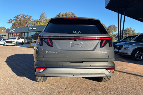 2026 Hyundai Tucson NX4.V4 Hybrid Elite SUV Image 5